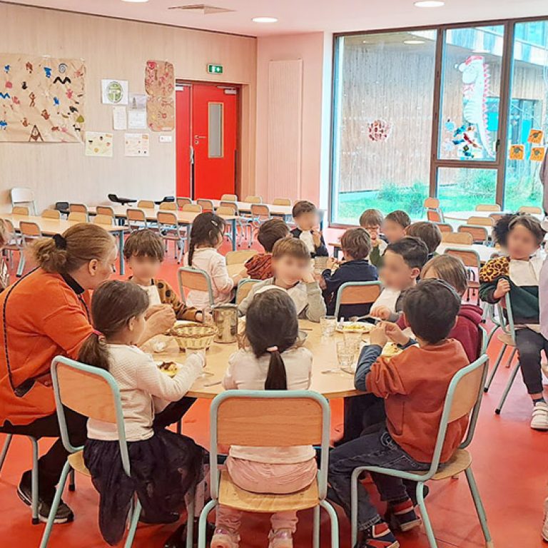 illustration-Visite-cantine-romainville